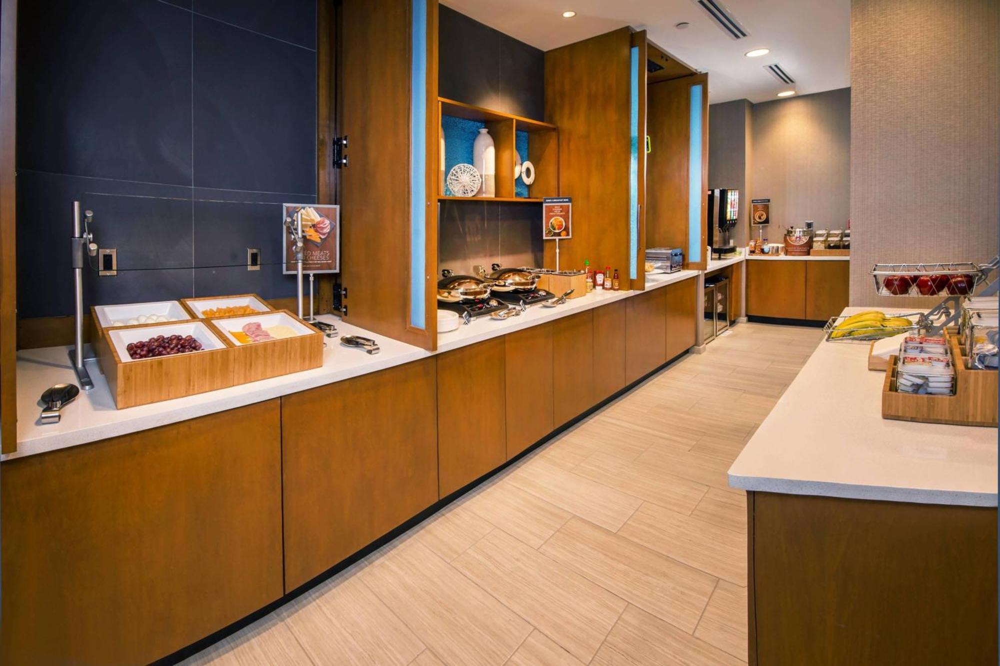 Springhill Suites By Marriott Gainesville Haymarket Экстерьер фото